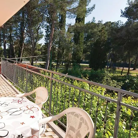 2 Bedroom Amazing In Appartamento *