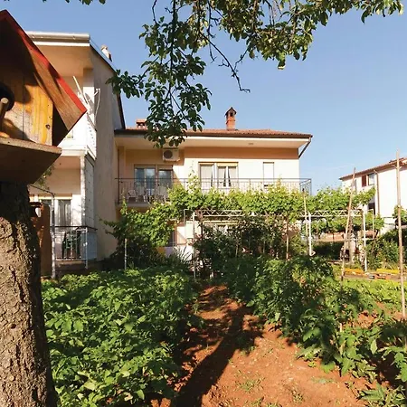 Appartamento 2 Bedroom Amazing In *